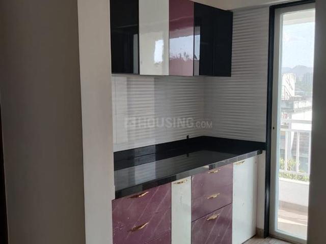 2 BHK Apartment in Warje for rent Pune. The reference number is 20040275