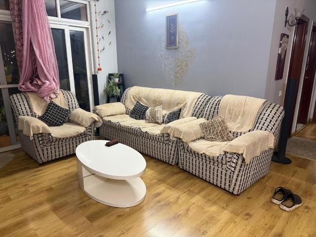 2 BHK Apartment in Whitefield for rent Bengaluru. The reference number is 20266845