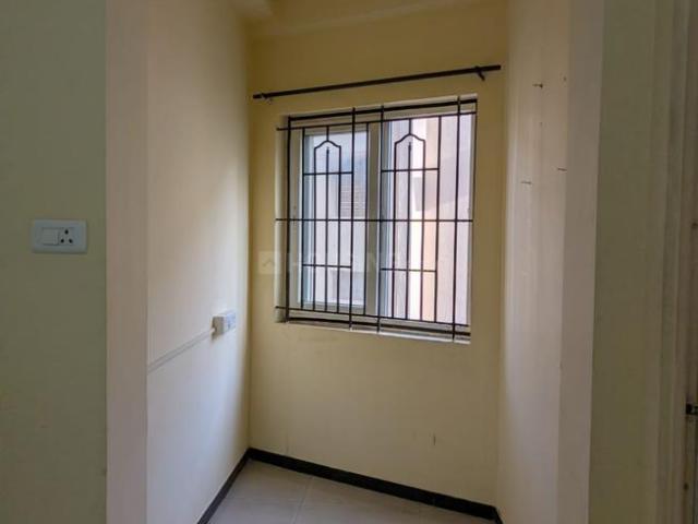 2 BHK Apartment in Town Hall for rent Coimbatore. The reference number is 18810291