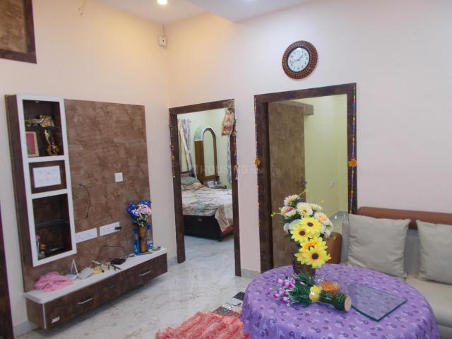 2 BHK Apartment in Tollygunge for rent Kolkata. The reference number is 15003746