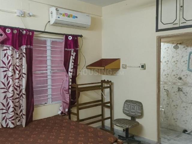 2 BHK Apartment in Tollygunge for rent Kolkata. The reference number is 16850859