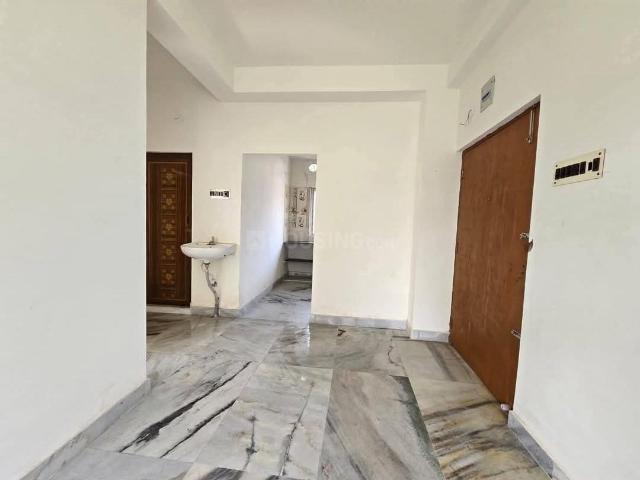 2 BHK Apartment in Tollygunge for rent Kolkata. The reference number is 19236804