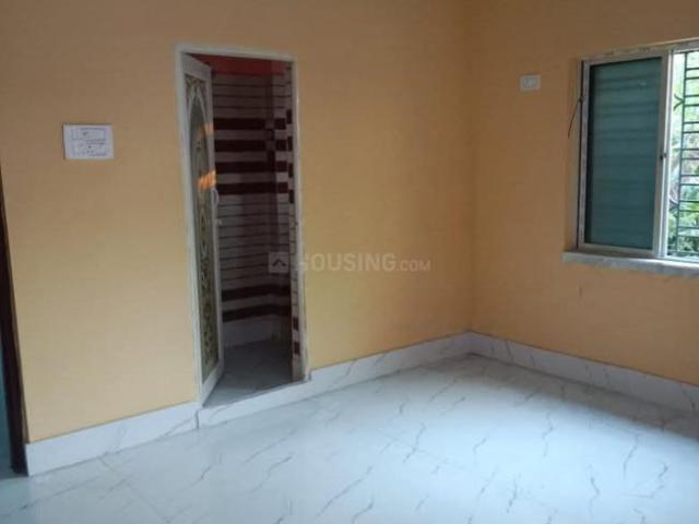 2 BHK Apartment in Tollygunge for rent Kolkata. The reference number is 19901537