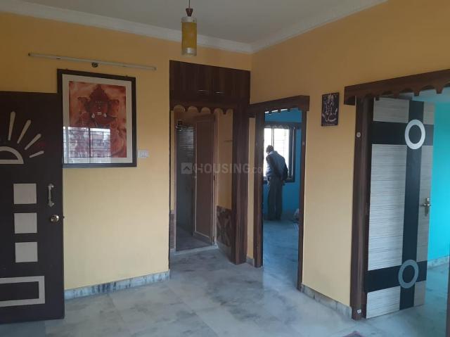 2 BHK Apartment in Tollygunge for rent Kolkata. The reference number is 11134176