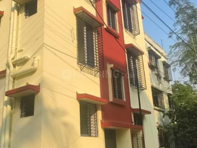 2 BHK Apartment in Tollygunge for resale Kolkata. The reference number is 19825369
