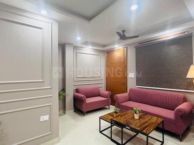 2 BHK Apartment in Tajganj for rent Agra. The reference number is 20315700