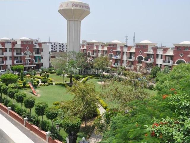 2 BHK Apartment in Tajganj for rent Agra. The reference number is 20978880