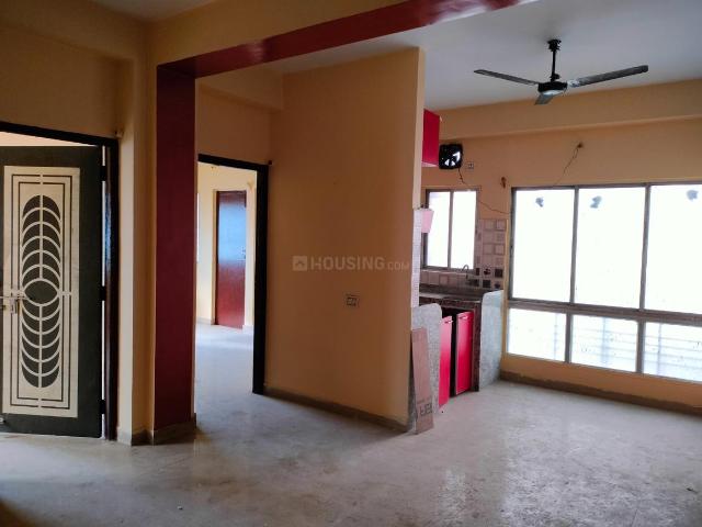 2 BHK Apartment in Tangra for rent Kolkata. The reference number is 19465319