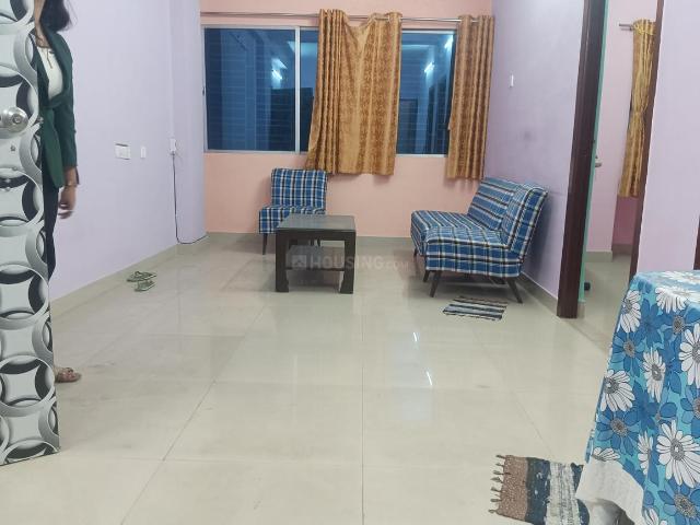 2 BHK Apartment in Tangra for rent Kolkata. The reference number is 19143479