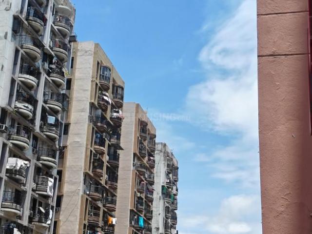 2 BHK Apartment in Tangra for rent Kolkata. The reference number is 20101537