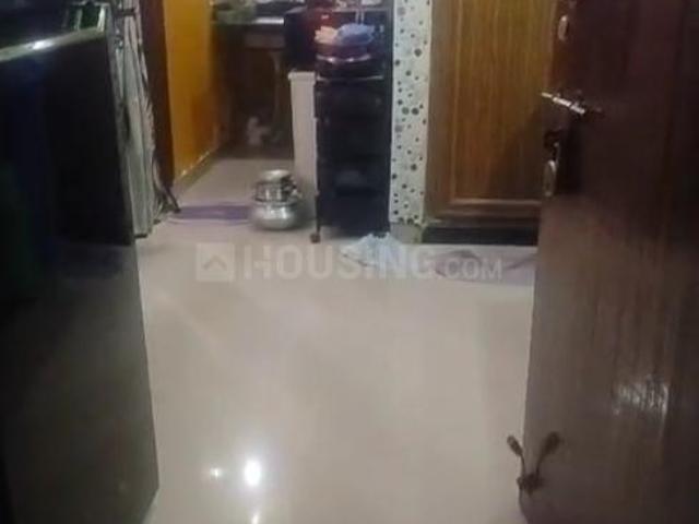 2 BHK Apartment in Tangra for resale Kolkata. The reference number is 17753378