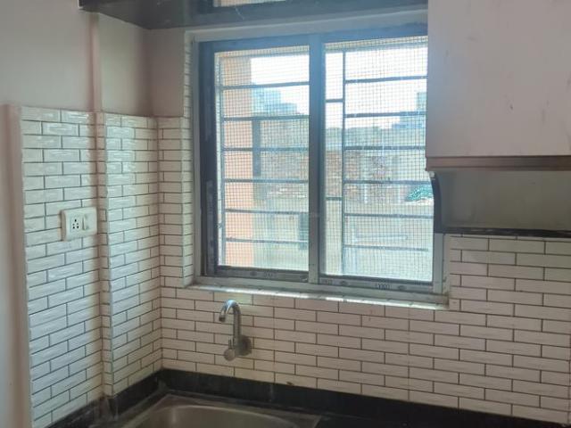 2 BHK Apartment in Tangra for resale Kolkata. The reference number is 18759162