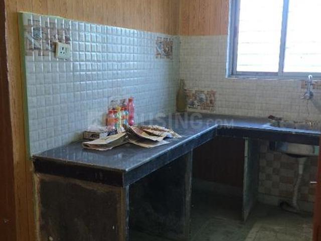 2 BHK Apartment in Tangra for resale Kolkata. The reference number is 19053818