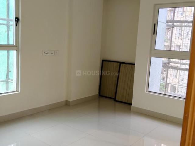2 BHK Apartment in Tangra for resale Kolkata. The reference number is 19774738