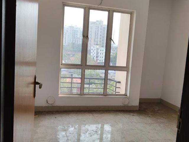 2 BHK Apartment in Tangra for resale Kolkata. The reference number is 19867874
