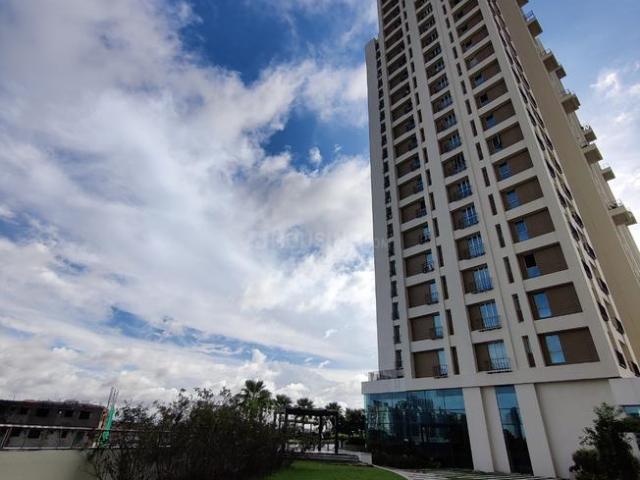 2 BHK Apartment in Tangra for resale Kolkata. The reference number is 20077179