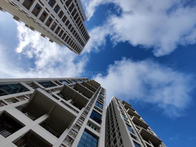 2 BHK Apartment in Tangra for resale Kolkata. The reference number is 20077232