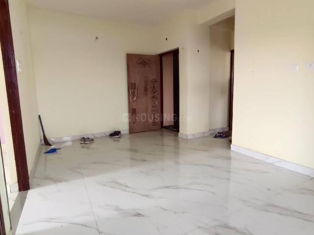 2 BHK Apartment in Teghoria for resale Kolkata. The reference number is 19140325