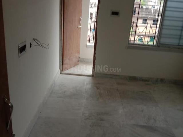2 BHK Apartment in Thakurpukur for resale Kolkata. The reference number is 16910180