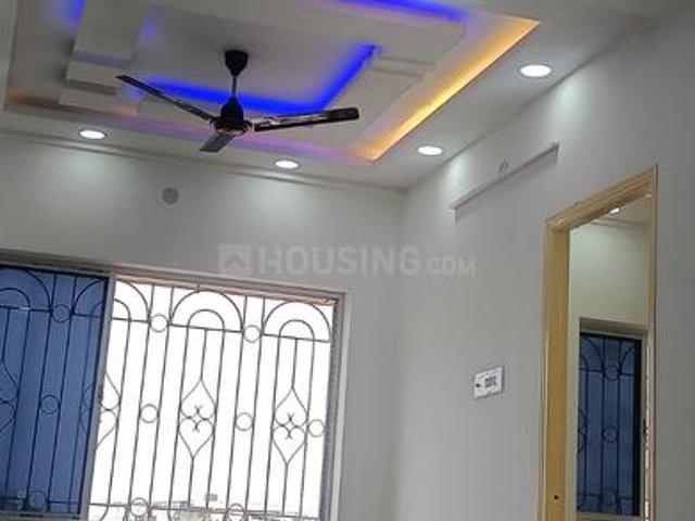 2 BHK Apartment in Thakurpukur for resale Kolkata. The reference number is 20491591