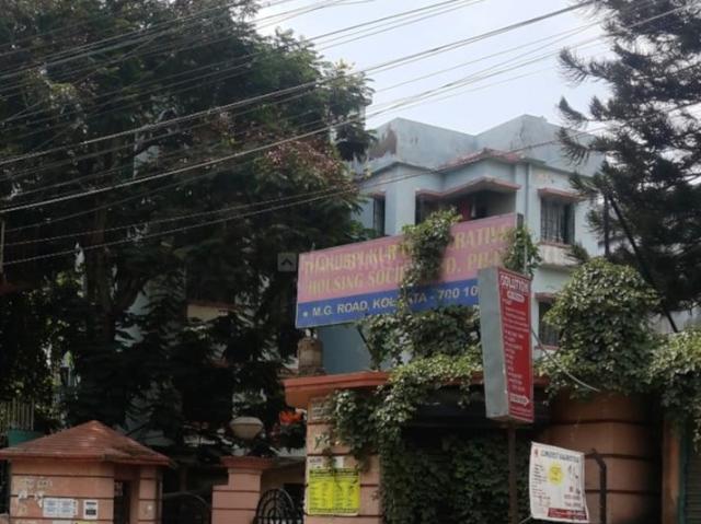 2 BHK Apartment in Thakurpukur for resale Kolkata. The reference number is 20577296
