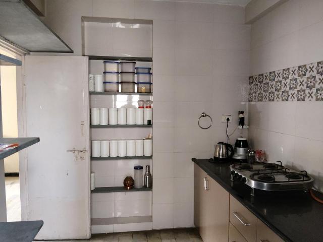2 BHK Apartment in Thaltej for rent Ahmedabad. The reference number is 18774629