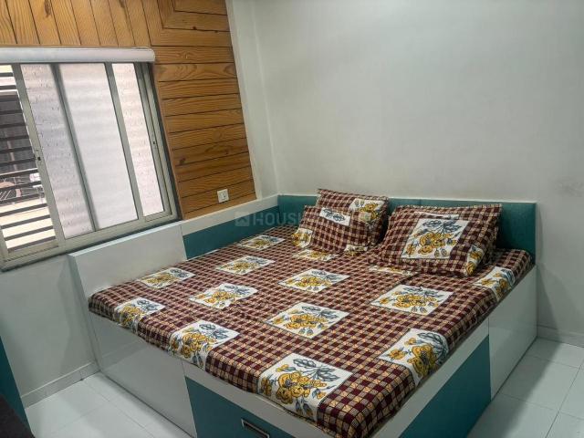 2 BHK Apartment in Thaltej for rent Ahmedabad. The reference number is 18099566