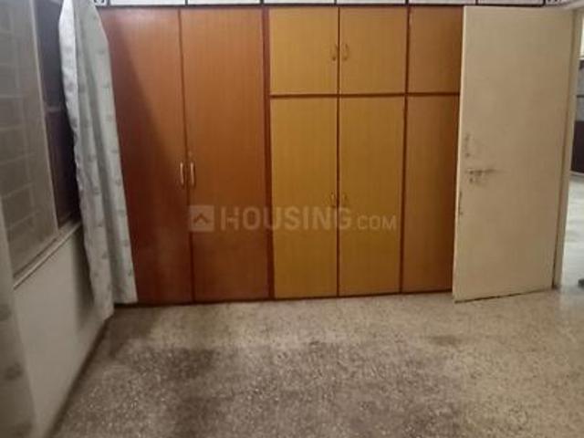 2 BHK Apartment in Thaltej for rent Ahmedabad. The reference number is 19590466