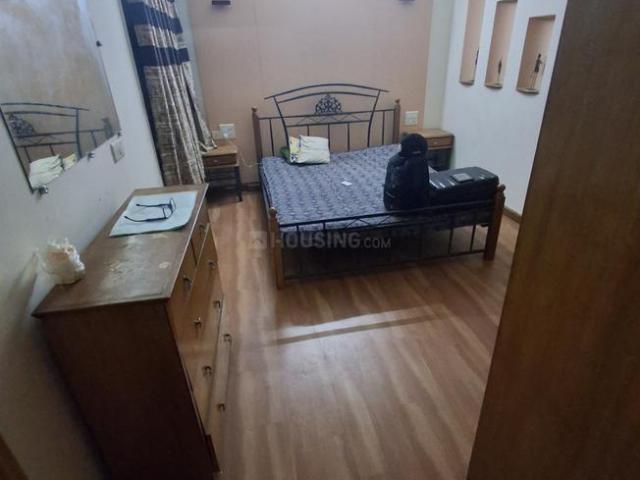 2 BHK Apartment in Thaltej for rent Ahmedabad. The reference number is 19717932