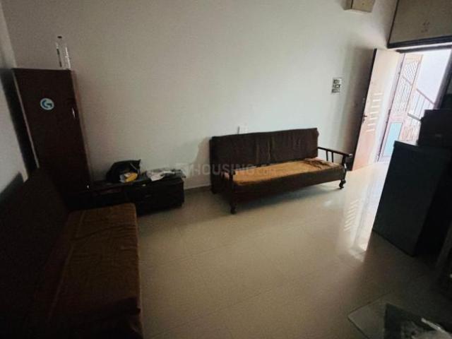 2 BHK Apartment in Thaltej for rent Ahmedabad. The reference number is 19099218