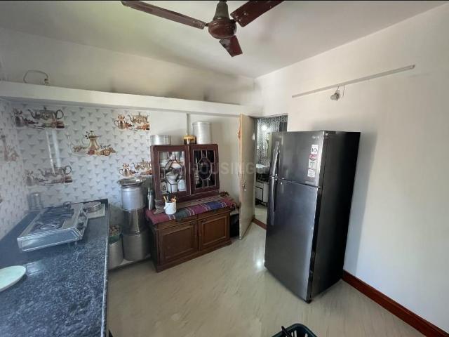 2 BHK Apartment in Thaltej for rent Ahmedabad. The reference number is 20455535