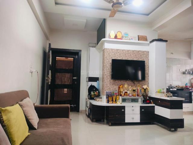 2 BHK Apartment in Thaltej for rent Ahmedabad. The reference number is 20842167