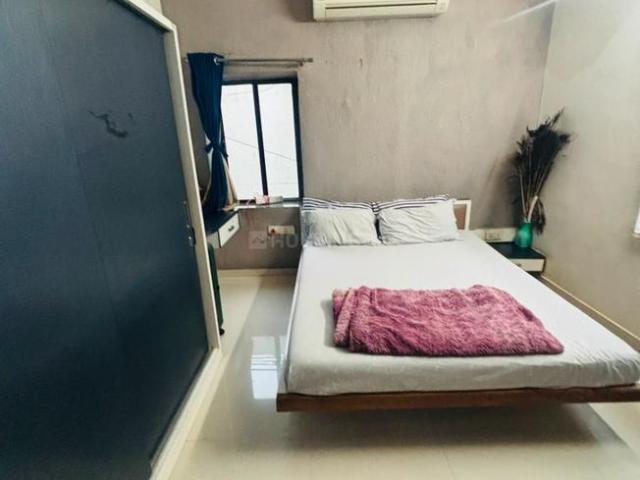 2 BHK Apartment in Thaltej for rent Ahmedabad. The reference number is 20917630