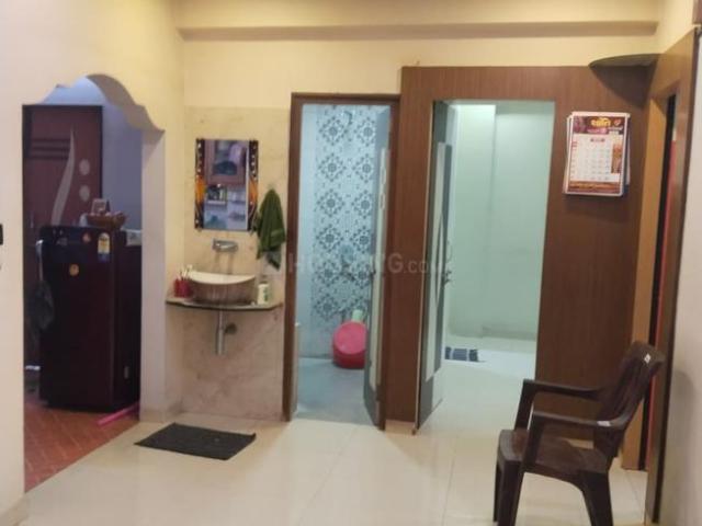2 BHK Apartment in Thaltej for rent Ahmedabad. The reference number is 20299430