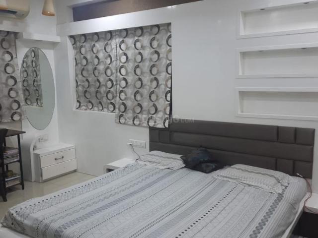 2 BHK Apartment in Thaltej for resale Ahmedabad. The reference number is 14905590