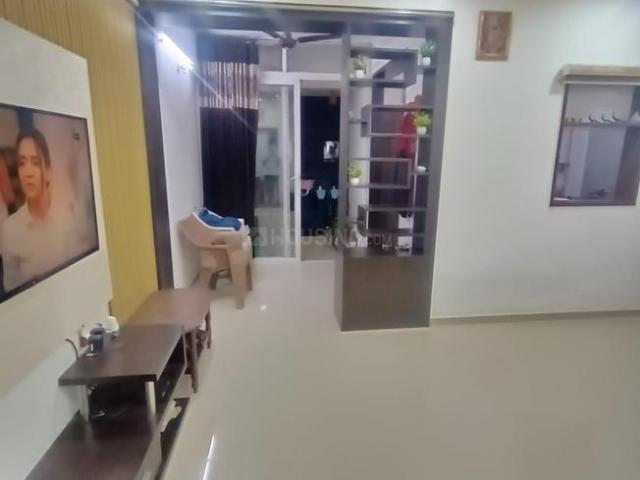 2 BHK Apartment in Thaltej for resale Ahmedabad. The reference number is 19725150