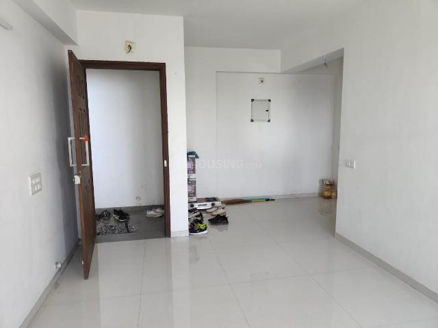 2 BHK Apartment in Thaltej for resale Ahmedabad. The reference number is 20794250