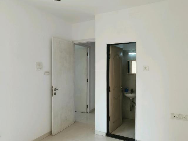 2 BHK Apartment in Thane West for rent Thane. The reference number is 6312567