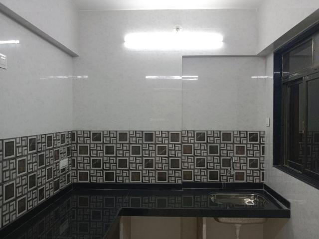 2 BHK Apartment in Thane West for rent Thane. The reference number is 17708211