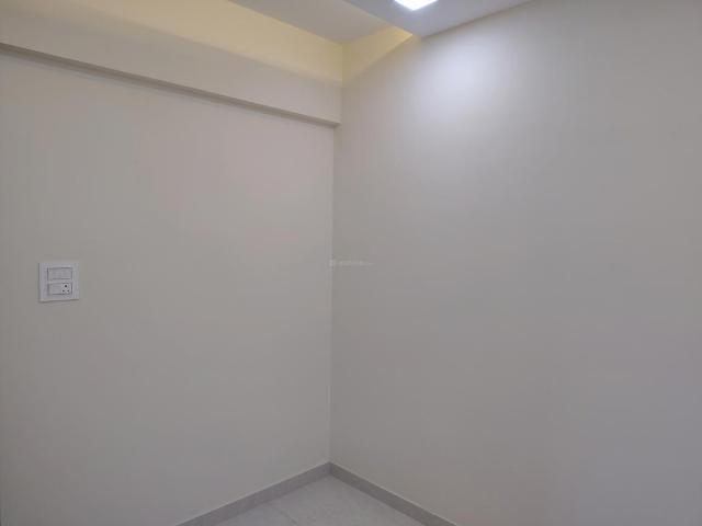 2 BHK Apartment in Thane West for rent Thane. The reference number is 17831321
