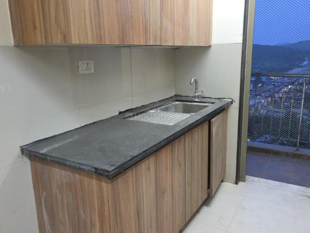 2 BHK Apartment in Thane West for rent Thane. The reference number is 18172468