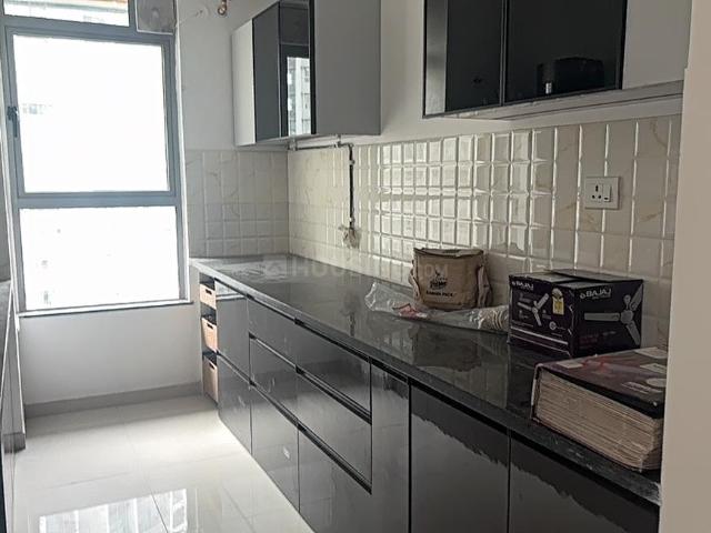 2 BHK Apartment in Thane West for rent Thane. The reference number is 18225533