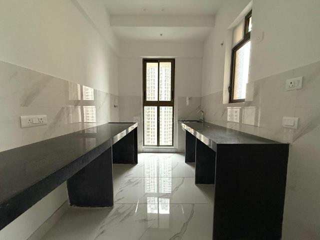 2 BHK Apartment in Thane West for rent Thane. The reference number is 18740406