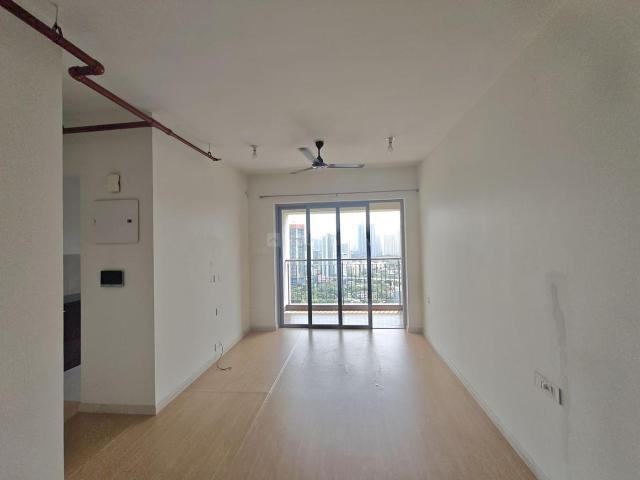 2 BHK Apartment in Thane West for rent Thane. The reference number is 18868228