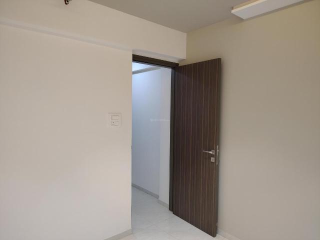 2 BHK Apartment in Thane West for rent Thane. The reference number is 18882877