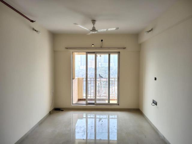 2 BHK Apartment in Thane West for rent Thane. The reference number is 18983800