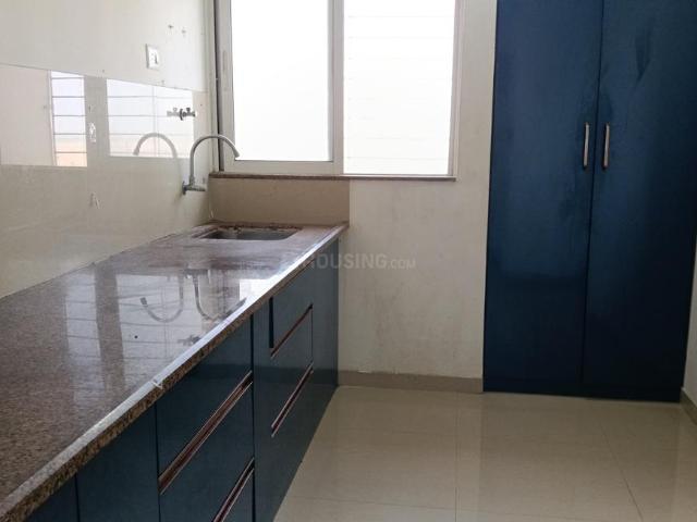 2 BHK Apartment in Kasarvadavali for rent Thane. The reference number is 19281857