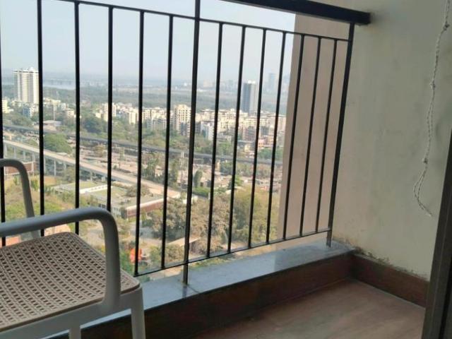 2 BHK Apartment in Thane West for rent Thane. The reference number is 19453523