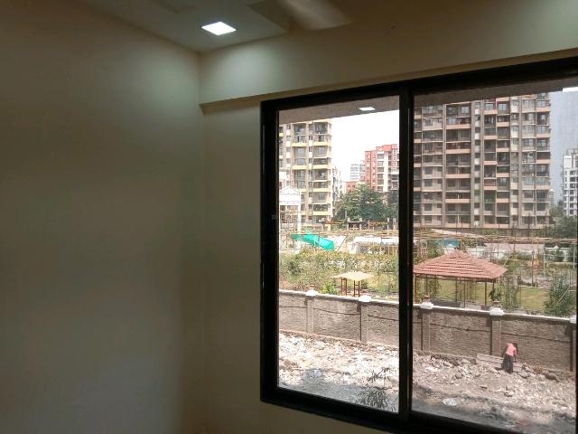 2 BHK Apartment in Thane West for rent Thane. The reference number is 19528865