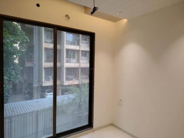 2 BHK Apartment in Thane West for rent Thane. The reference number is 19531057